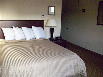 Airport Lodge Waukesha Bagian luar foto